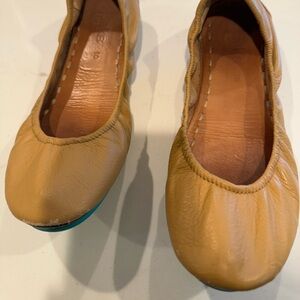 Camel Tieks Size 10